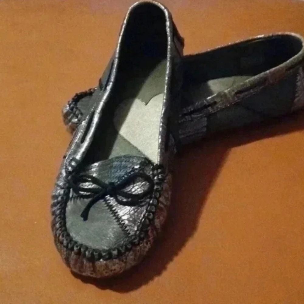 Kenzie flats Women's Size 6.5